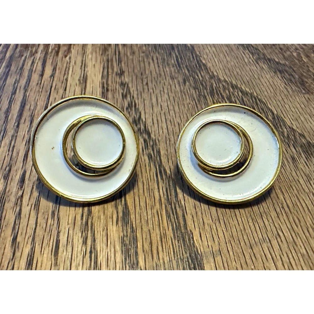 Vintage Trifari Cream Enamel Clip On Earrings Gold Tone Round Button Signed